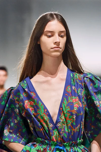 Look 155